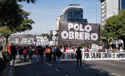 Por el “bono de refuerzo”: organizaciones piqueteras marcharon a las sedes del Anses en todo el país