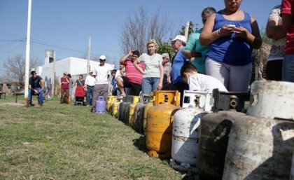 Tarifazo contra los más necesitados: fuerte aumento de la garrafa social