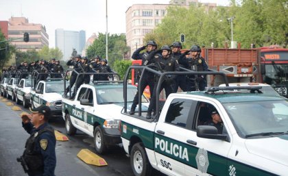 Patrullas en las calles ¿para "proteger nuestra salud" o para evitar protestas?