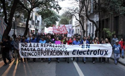 Electrolux: referentes y dirigentes políticos, sociales y de derechos humanos en apoyo a los trabajadores