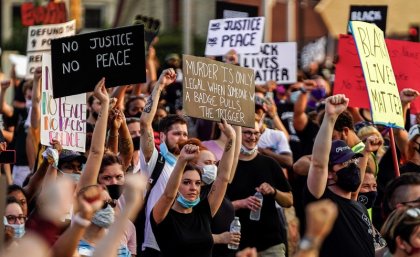 Jornada internacional de lucha contra la brutalidad policial y el racismo en Estados Unidos