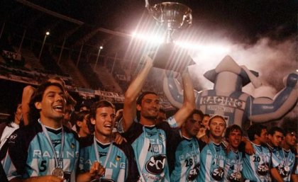 Racing 2001: a 20 años del campeón que cortó una racha en un país convulsionado