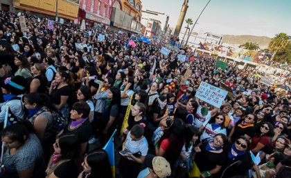 [FOTOS] Revive el 8M en Antofagasta y su masiva marcha