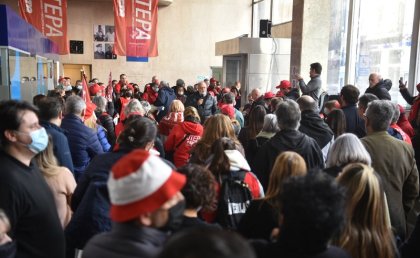 Trabajadores de PAMI en alerta: preocupa la situación de la obra social 