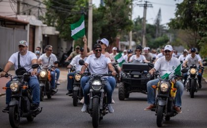 Con el censo como pretexto, arrancó paro derechista en Santa Cruz