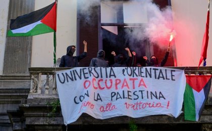 Estudiantes toman Universidad en Nápoles contra los ataques de Israel y en apoyo a los palestinos