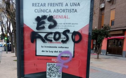 Feministas responden a la nueva campaña antiaborto ultracatólica