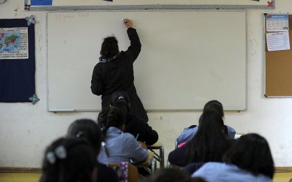 Déficit de trabajadores de la educación en escuelas y liceos públicos