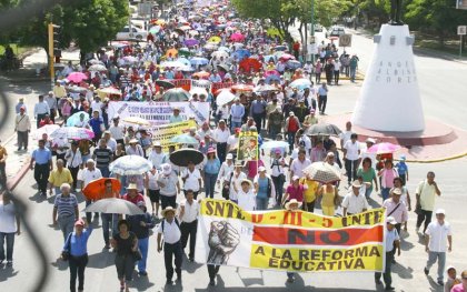 Medios del poder contra el magisterio que enfrenta la reforma educativa