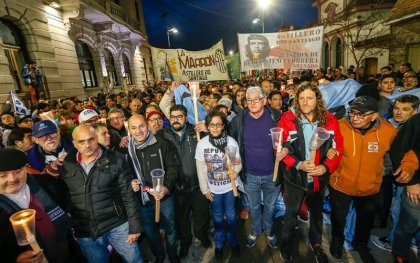 Ensenada: multitudinaria movilización en apoyo al Astillero