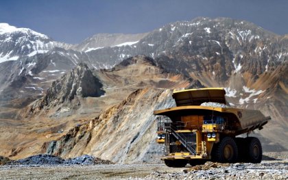 ¿Qué hacer con el cobre? Su precio por el cielo, el pueblo por el suelo