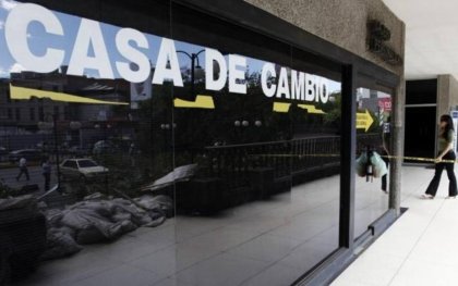 El gobierno de Maduro ensaya liberar el tipo de cambio