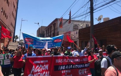 Miles se manifestaron en Arica ante llamado de Huelga General