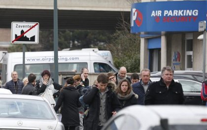 Al menos 23 muertos en explosiones en aeropuerto y metro de Bruselas