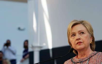 Hillary Clinton es interrogada por el FBI a días de su nominación