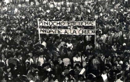 Historia de la crisis de 1982, una verdadera catástrofe económica y social sobre el pueblo 