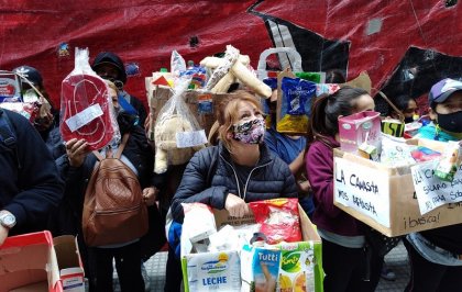 La canasta nos aplasta: movimientos sociales marcharon a la cámara de empresas alimenticias