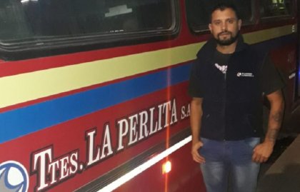 Transportes La Perlita: chofer despedido lucha por su reinstalación 