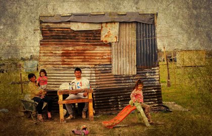 Una guerra contra las familias pobres y su derecho a la tierra y la vivienda