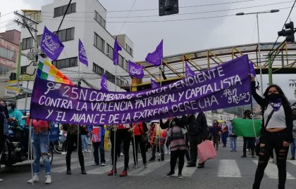 #25N en Bolivia: "marchamos por NiUnaMenos y por justicia a las víctimas de Senkata, Sacaba y Ovejuyo"