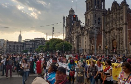 Miles marcharon en México contra ataques a comunidades indígenas y del EZLN