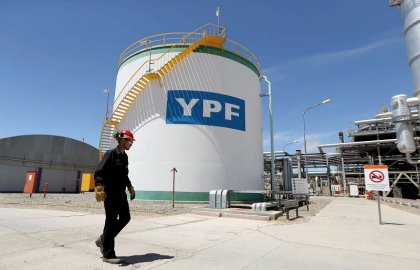 Buitres: el Fondo Burford busca quedarse con las acciones del estado argentino en el juicio por YPF