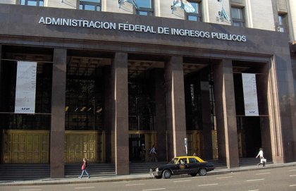 AFIP: Preparando despidos de trabajadoras en el día de la mujer