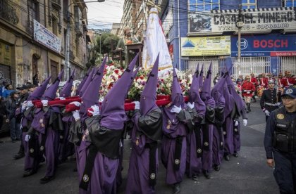 Ley 1538: Iglesia y militares desfilan juntos