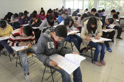 En educación media superior más del 9 % de jóvenes se ven orillados a dejar estudios