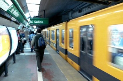 Por descuentos y en defensa de su salud: no descartan parar todas las líneas de subte el lunes