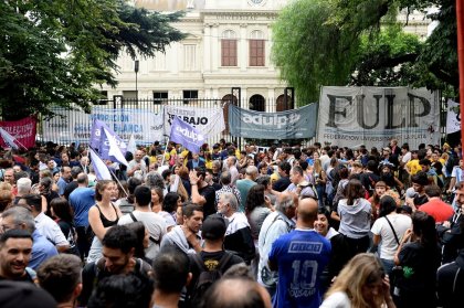 Congreso FULP: por una federación universitaria que organice al movimiento estudiantil frente al plan de Milei