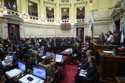 Espionaje y rosca: el Gobierno posterga en el Senado el debate por el DNU de fondos para la Side