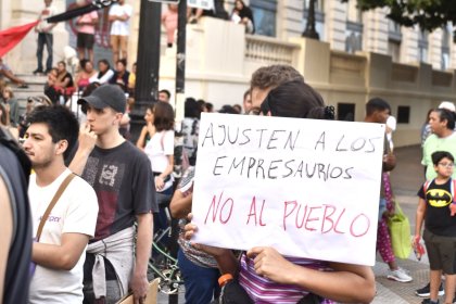 Importante asamblea contra el Decreto y Ley Ómnibus de Milei