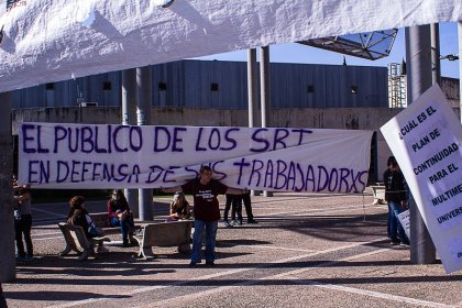 SRT: Movilización de trabajadores al Consejo Superior de la UNC