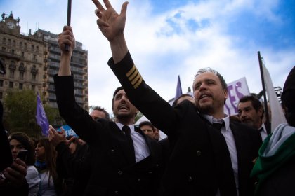 Aerolíneas Argentinas: la justicia ordena reincorporar pilotos despedidos por protestar