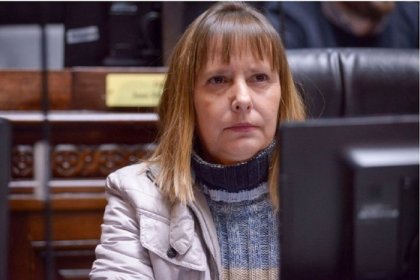 Alejandrina Barry: "Los funcionarios políticos tienen responsabilidad penal por sus órdenes de reprimir"