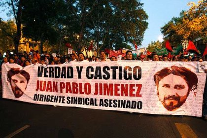 La sangre de Jiménez grita lucha en las paredes