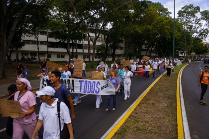 [FOTO-REPORTAJE] La lucha de las enfermeras del Clínico UCV