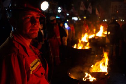 [GALERÍA FOTOS] Arde el carbón, los mineros de Río Turbio contra el ajuste