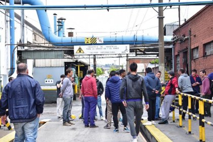 Ante despidos, toman la Metalúrgica Tandil del grupo Renault