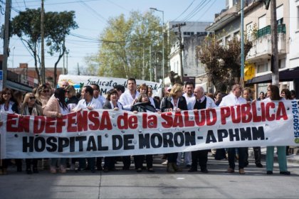 Morón: movilización al municipio ante la falta de insumos en el Hospital local