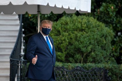 Donald Trump es trasladado a un hospital horas después de dar positivo por coronavirus