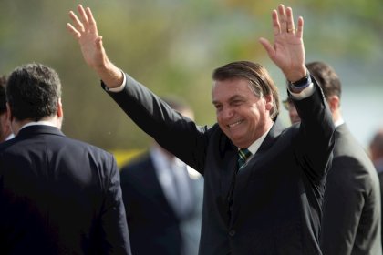 Bolsonaro y Guedes anuncian la privatización de un área clave de la salud pública