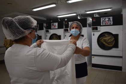 Lavandería Hospital Regional: Agobio, autoritarismo y bajos sueldos