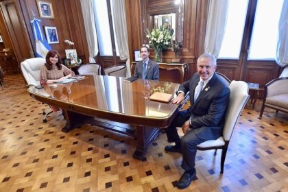 Legitimando la deuda odiosa: CFK se reunió con el embajador yanki y pidió ayuda para pagar al FMI