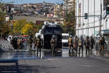 Fuerte represión en Valparaíso y en otras regiones del país en el marco del primer Día del Joven Combatiente en el Gobierno de Boric