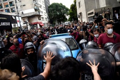 Lunes de furia contra la protesta social