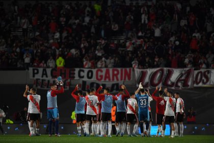 River Plate: con polémica, le ganó 2 a 1 a Platense