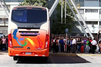 Pullman Bus: Rebaja de sueldos a conductores y no pago de cotizaciones hace 4 meses