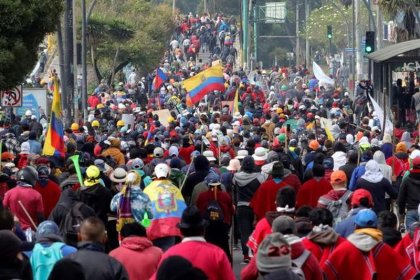 Décimo día de protestas masivas que enfrentan la represión en Ecuador